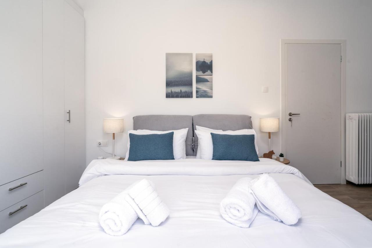 Athens Hideout Apt, Big Rooftop With City View Atenas Exterior foto