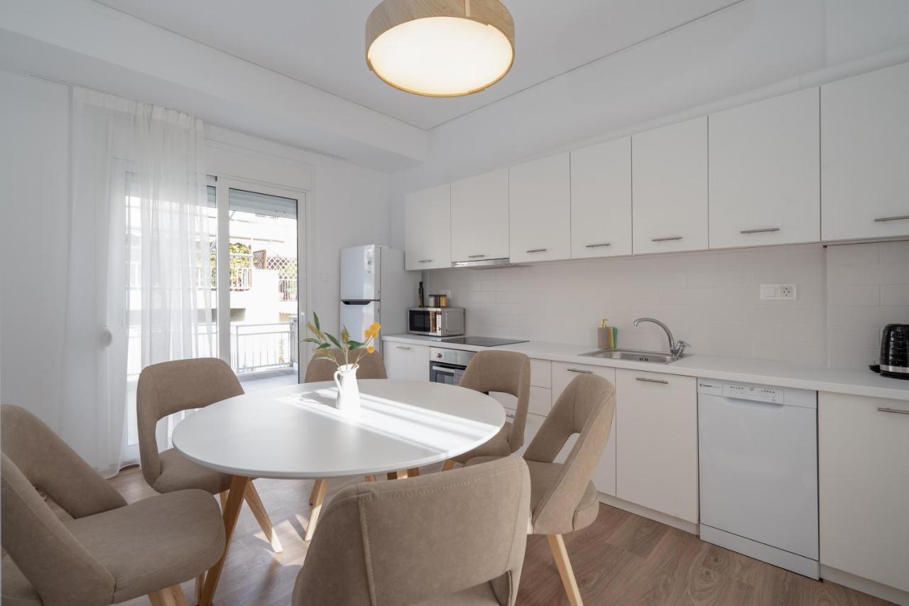 Athens Hideout Apt, Big Rooftop With City View Atenas Exterior foto