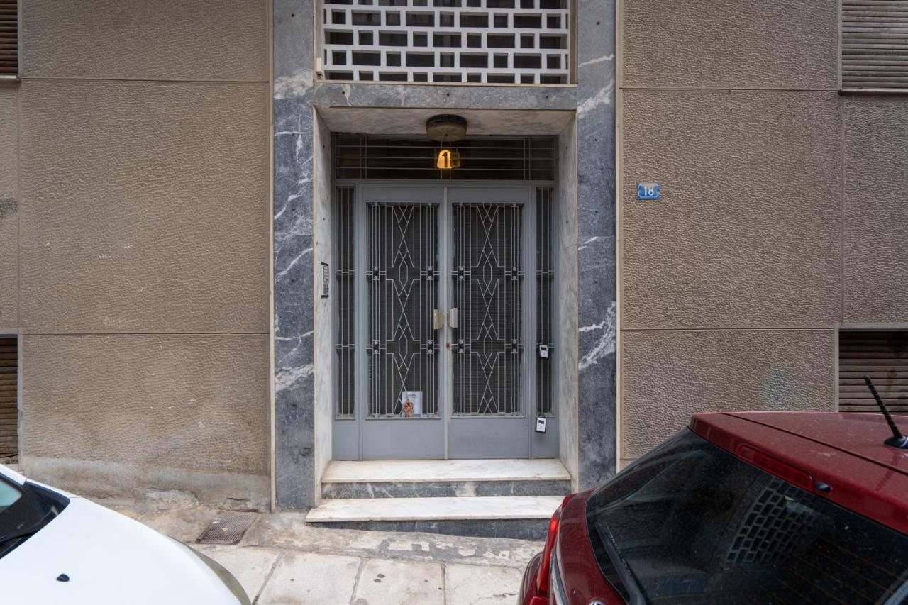 Athens Hideout Apt, Big Rooftop With City View Atenas Exterior foto